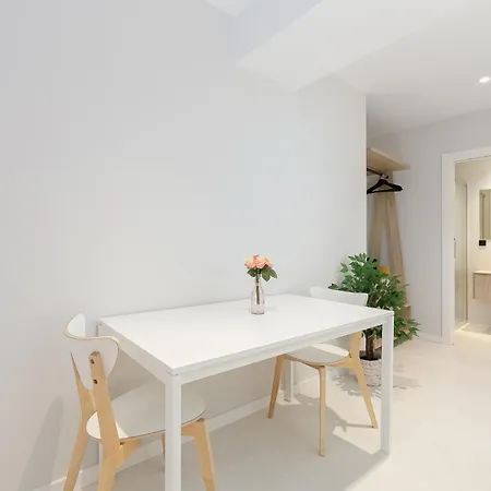 Elegante Y Luminoso En - Apto 1 By Apartment