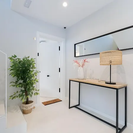 Apartment Elegante Y Luminoso En - Apto 1 By