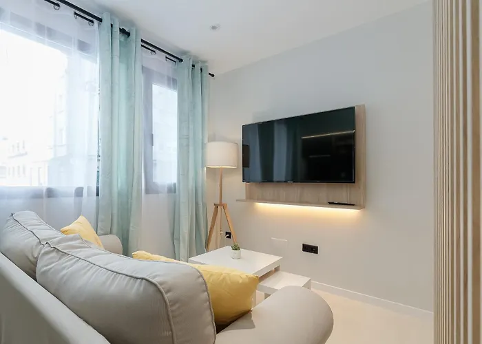 Elegante Y Luminoso En - Apto 1 By *