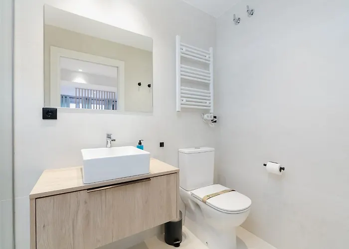 Elegante Y Luminoso En - Apto 1 By Vigo